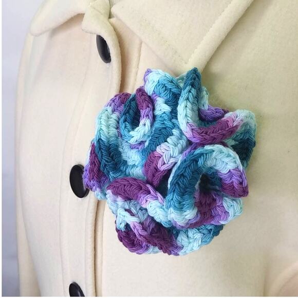 Floral Crochet Brooch Purple Ombre Hand Crafted Pin Swirl Colorful Cotton Rose - Picture 4 of 9